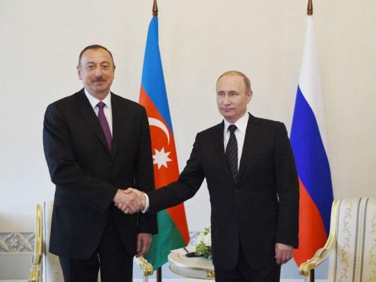 Vladimir Putin Prezident İlham Əliyevə zəng edib