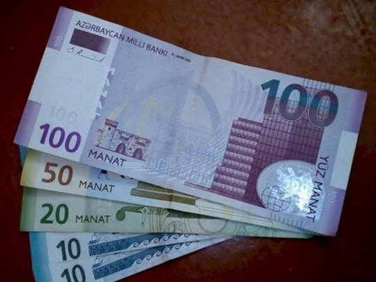 Deputat 190 manat ödəmənin artırılmasını təklif edib