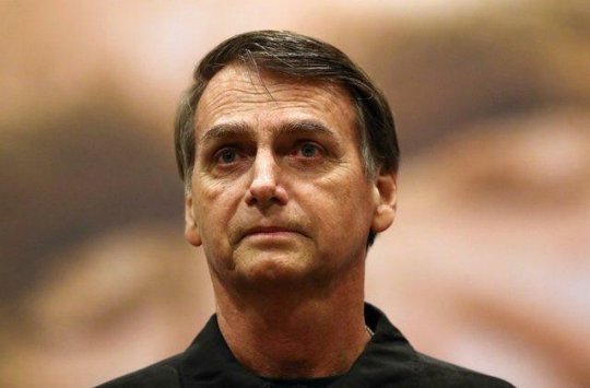 Braziliya prezidenti qızını peyvənd etdirmək niyyətində deyil